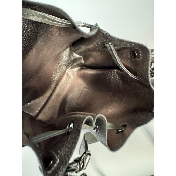 Neiman Marcus Gray Leather Look Drawstring Crossbody Bag Adjustable Strap - Picture 4 of 16